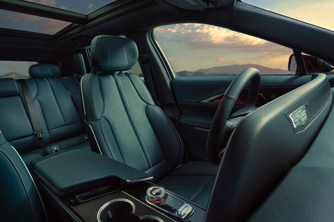 AutoGrupo Cadillac in TOA BAJA PR