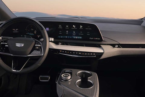 AutoGrupo Cadillac in TOA BAJA PR