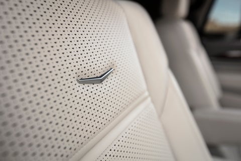 AutoGrupo Cadillac in TOA BAJA PR